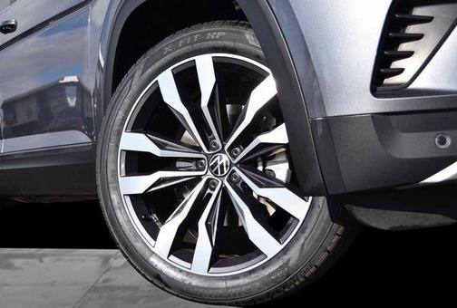 2022 Volkswagen Atlas 3.6L SE w/Technology