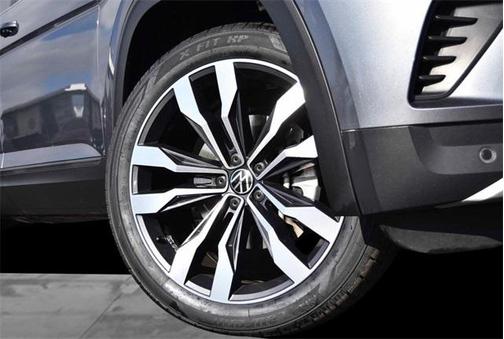 2022 Volkswagen Atlas 3.6L SE w/Technology