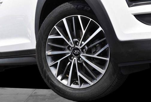 White Pearl 2019 Hyundai TUCSON SEL
