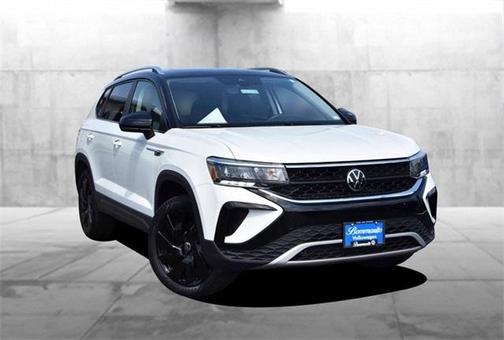 2024 Volkswagen Taos SE 4MOTION