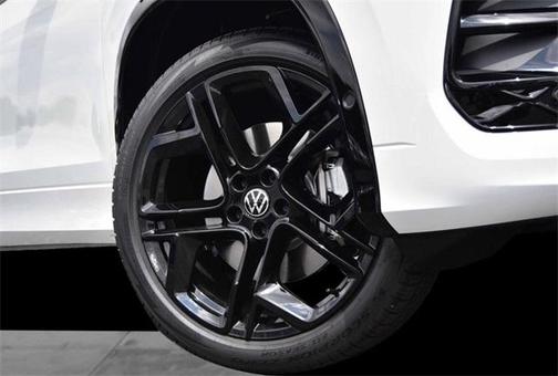 2025 Volkswagen Tiguan 2.0T SE R-Line Black