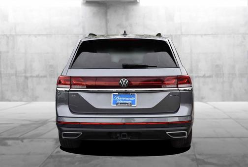 Platinum Gray Metallic 2025 Volkswagen Atlas 2.0T SE