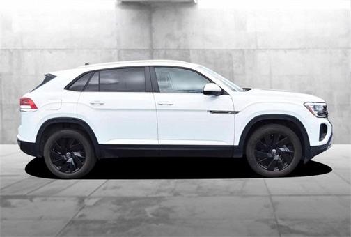 2024 Volkswagen Atlas Cross Sport 2.0T SE w/Technology 4MOTION
