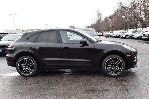2020 Porsche Macan Base