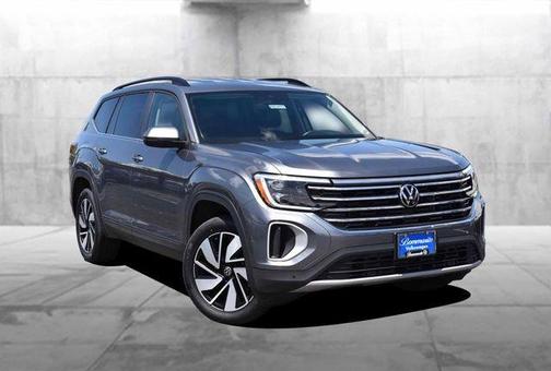 Platinum Gray Metallic 2025 Volkswagen Atlas 2.0T SE w/Technology