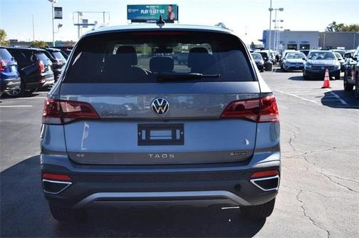 2024 Volkswagen Taos SE 4MOTION