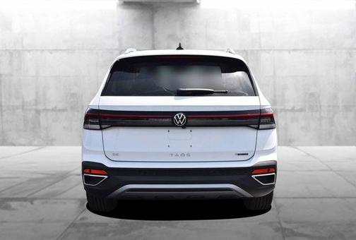 Pure White 2026 Volkswagen Taos 1.5T SE
