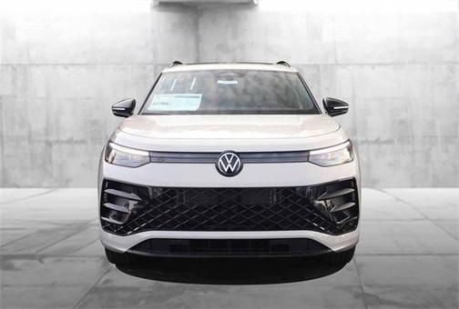 2025 Volkswagen Tiguan 2.0T SE R-Line Black