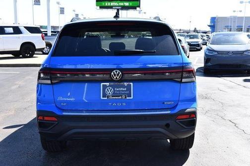 Cornflower Blue W/Black Roof 2025 Volkswagen Taos 1.5T SE Black