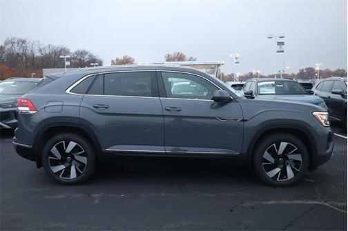 2026 Volkswagen Atlas Cross Sport 2.0T SEL