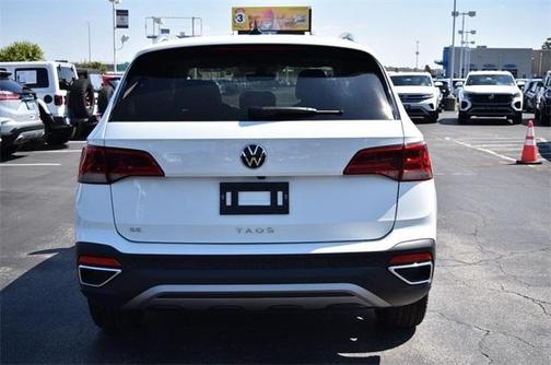 2024 Volkswagen Taos 1.5T SE