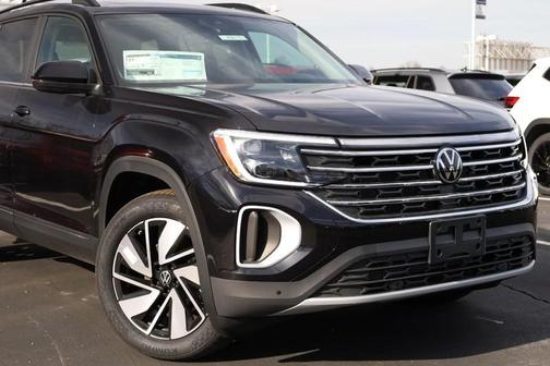 2025 Volkswagen Atlas 2.0T SE