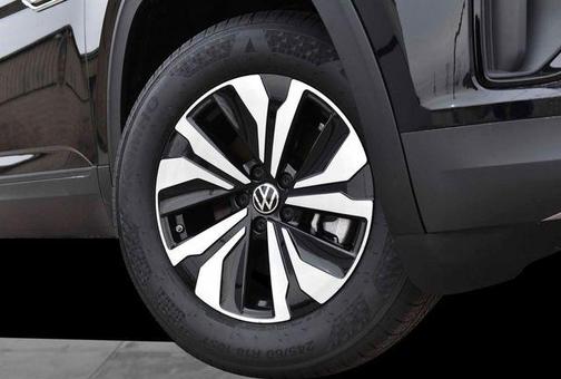 2026 Volkswagen Atlas Cross Sport 2.0T SE