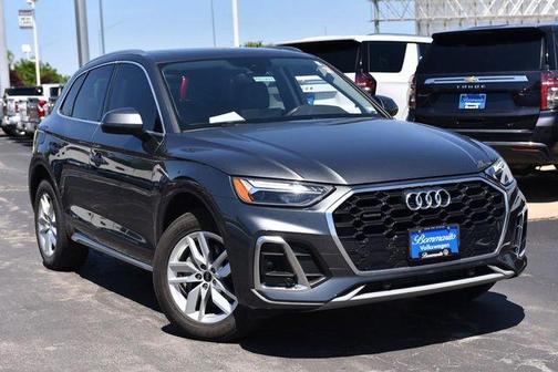 Daytona Gray Pearl Effect 2023 Audi Q5 45 S line quattro Premium
