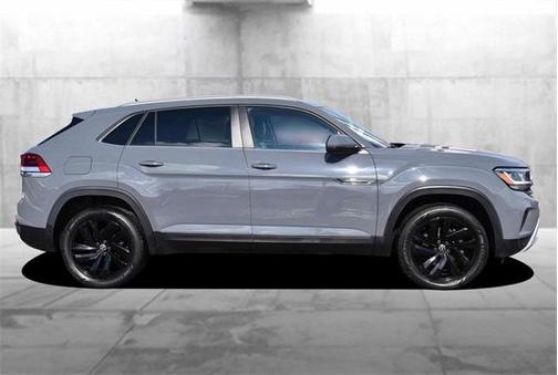 2022 Volkswagen Atlas Cross Sport 3.6L V6 SE w/Technology