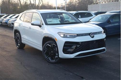 2026 Volkswagen Tiguan 2.0T SEL R-Line