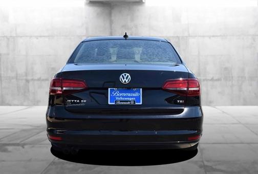 Black 2017 Volkswagen Jetta 1.4T SE