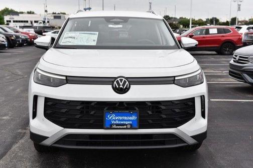 Pure White 2026 Volkswagen Tiguan 2.0T SE