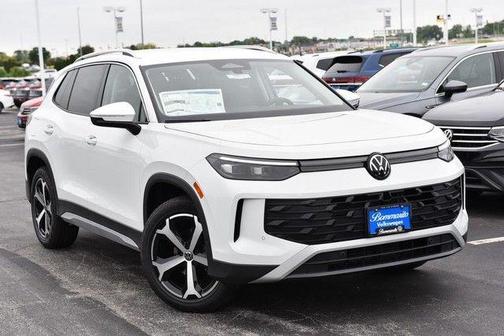 Pure White 2026 Volkswagen Tiguan 2.0T SE