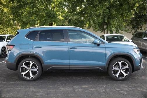 2025 Volkswagen Taos 1.5T SEL