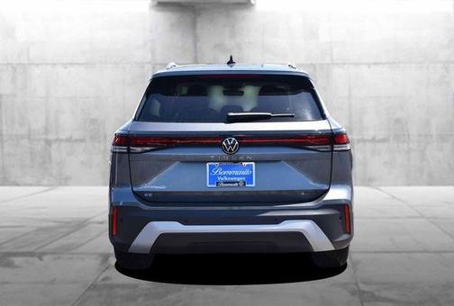 Platinum 2026 Volkswagen Tiguan 2.0T SE