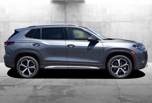 Platinum 2026 Volkswagen Tiguan 2.0T SE