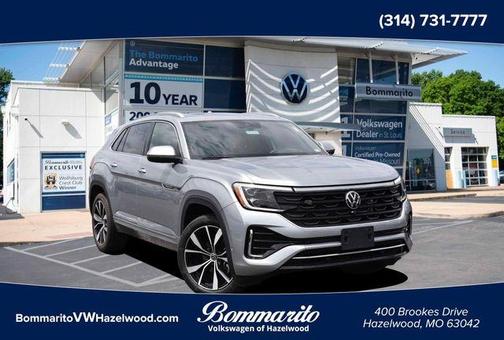 Silver Bird Metallic 2024 Volkswagen Atlas Cross Sport 2.0T SEL Premium R-Line