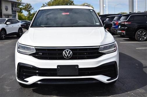 2024 Volkswagen Tiguan 2.0T SE R-Line Black
