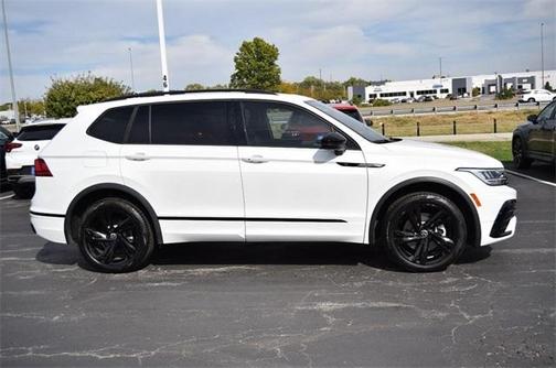 2024 Volkswagen Tiguan 2.0T SE R-Line Black