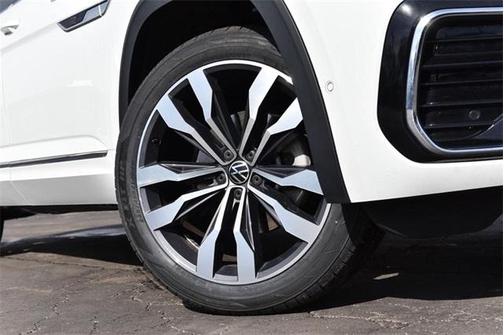 2022 Volkswagen Atlas 3.6L SEL Premium R-Line