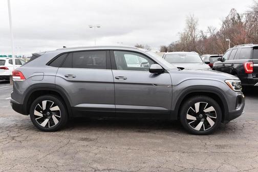 2024 Volkswagen Atlas Cross Sport 2.0T SE w/Technology