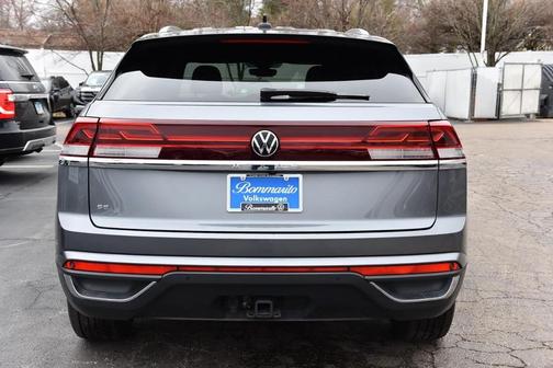 2024 Volkswagen Atlas Cross Sport 2.0T SE w/Technology