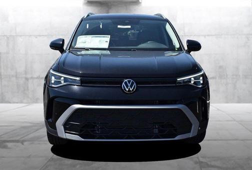 Deep Black Pearl 2026 Volkswagen Taos 1.5T SE