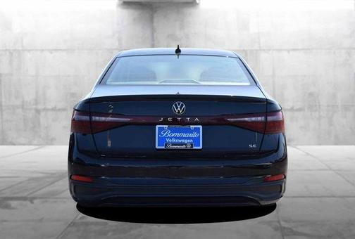 Deep Black Pearl Effect 2025 Volkswagen Jetta 1.5T SE