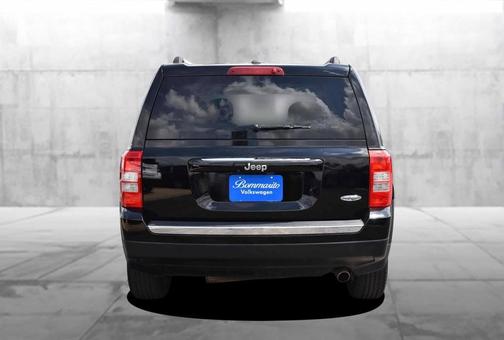 Black Clearcoat 2016 Jeep Patriot Latitude