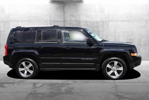 Black Clearcoat 2016 Jeep Patriot Latitude