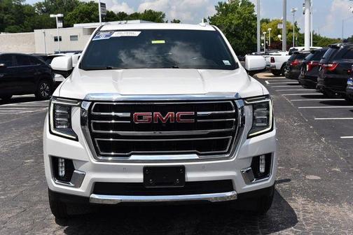Summit White / White 2022 GMC Yukon XL SLT