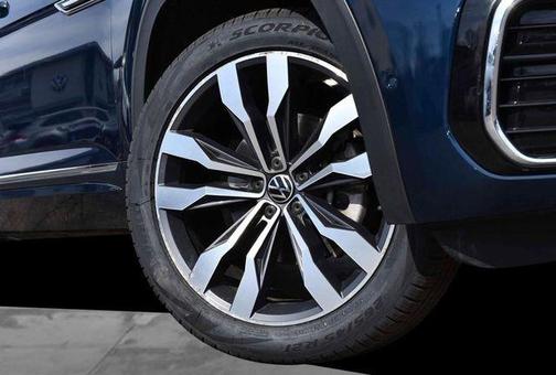 2022 Volkswagen Atlas Cross Sport 3.6L V6 SEL Premium R-Line