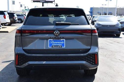 2025 Volkswagen Tiguan 2.0T SE R-Line Black