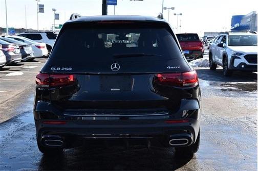 2020 Mercedes-Benz GLB 250 Base 4MATIC