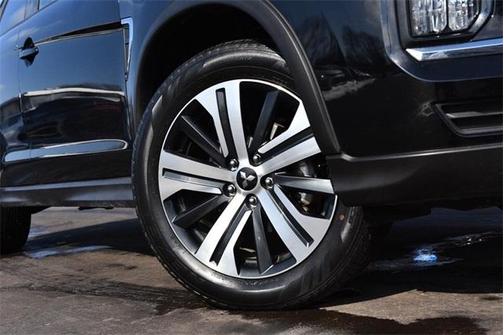 2025 Mitsubishi Outlander Sport ES