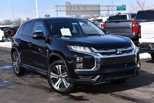 2025 Mitsubishi Outlander Sport ES