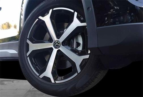 2025 Volkswagen Tiguan 2.0T SE