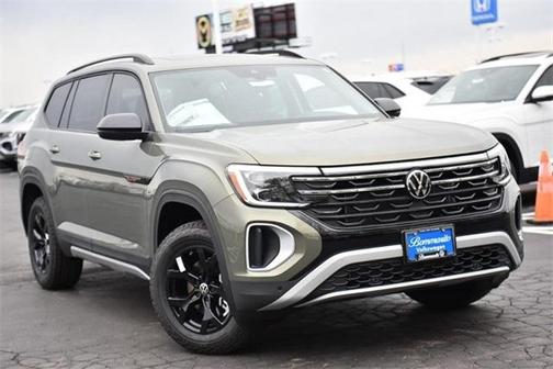 2025 Volkswagen Atlas 2.0T Peak Edition