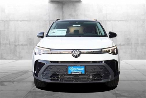 2025 Volkswagen Taos 1.5T SE Black