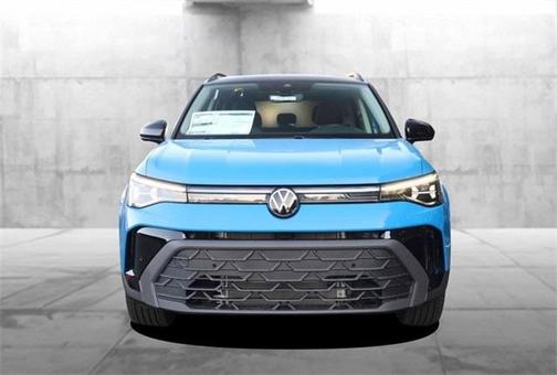 2025 Volkswagen Taos 1.5T SE Black