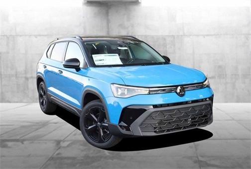 2025 Volkswagen Taos 1.5T SE Black