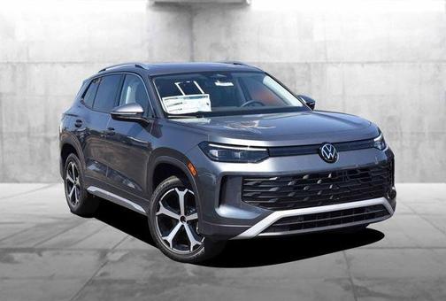 Platinum Gray Metallic 2026 Volkswagen Tiguan 2.0T SE