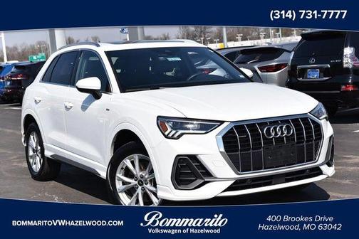 Arkona White 2025 Audi Q3 45 S line Premium
