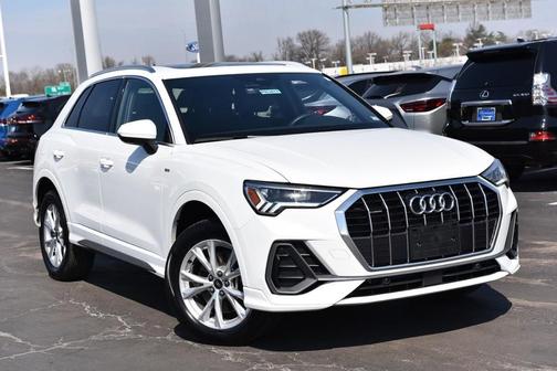 Arkona White 2025 Audi Q3 45 S line Premium